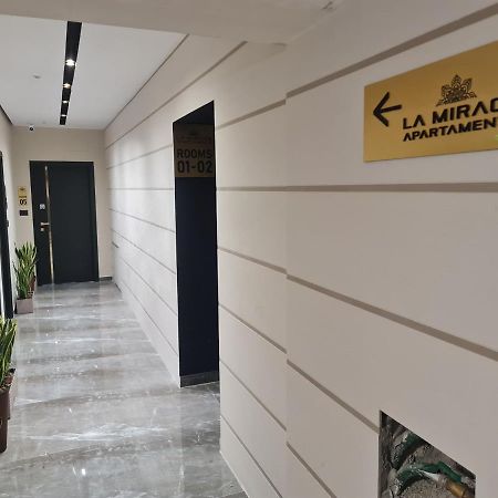 La Mirage Apartment 04 Tirana Extérieur photo