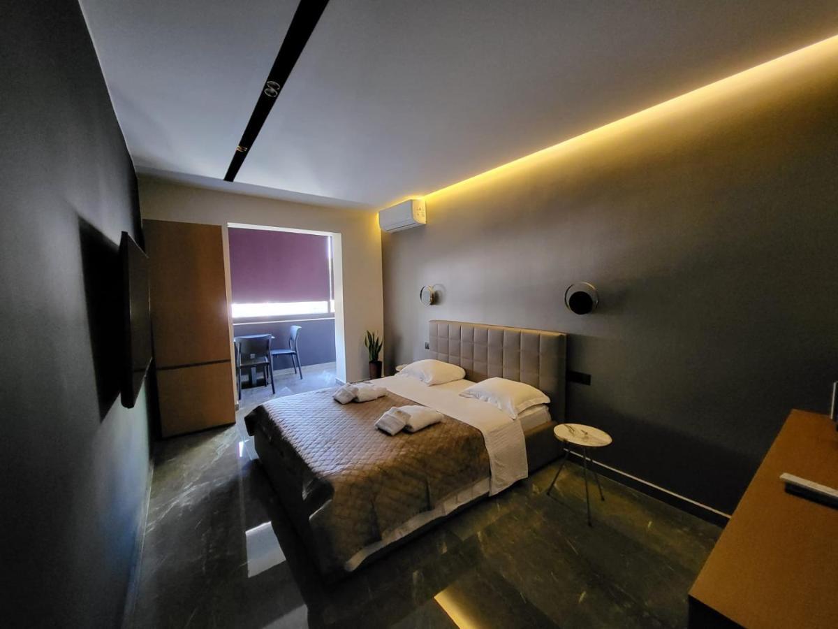 La Mirage Apartment 04 Tirana Extérieur photo